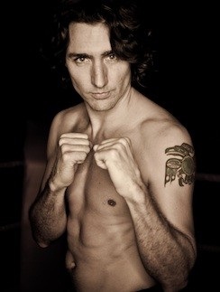 https://www.hottestheadsofstate.com/wp-content/uploads/2015/10/justin-trudeau-boxing.jpg